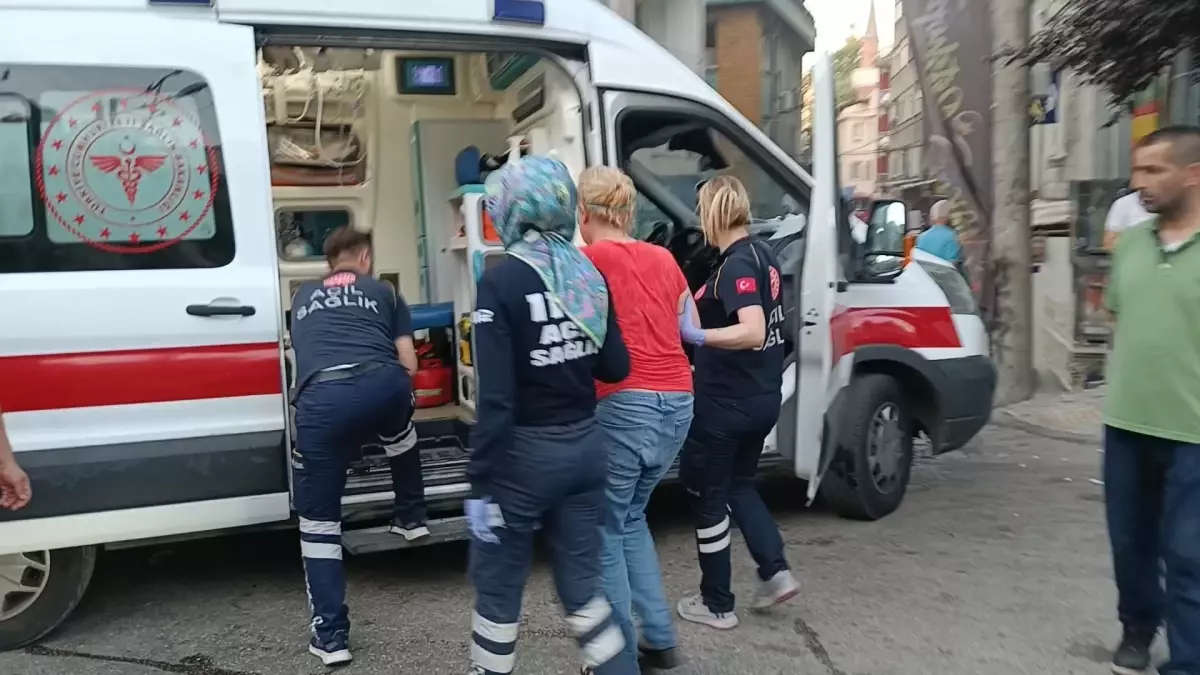 Bursa'da Yangın: Kadın Mahsur Kaldı