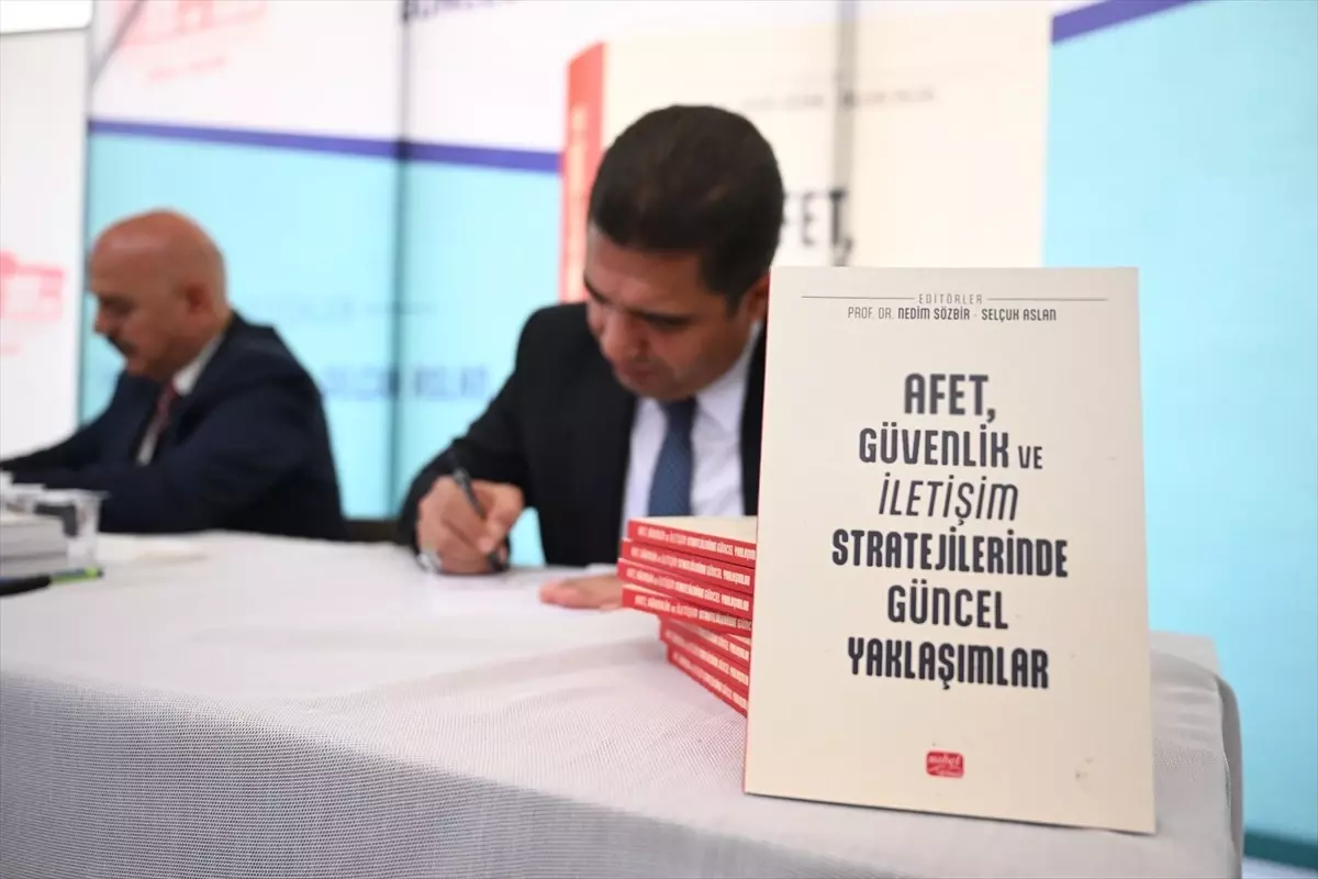 Düzce'de Afet Stratejileri Kitabı Tanıtıldı