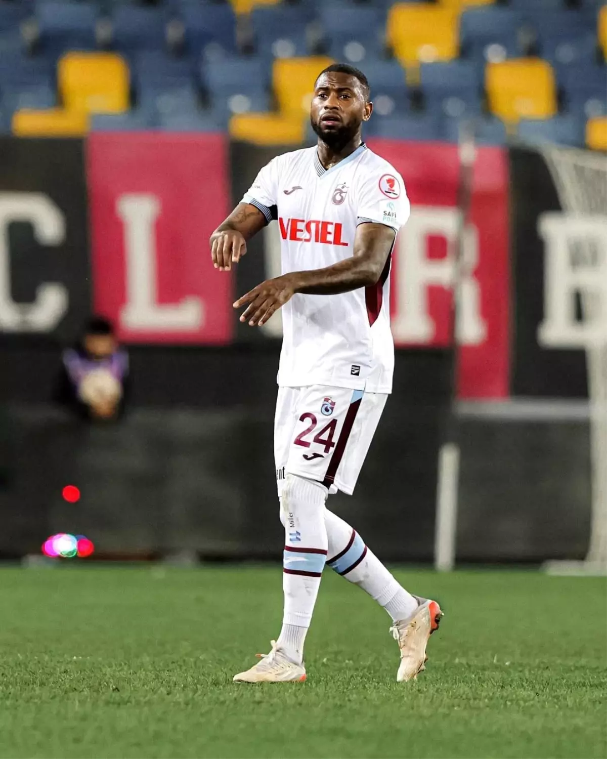 Kayserispor'un Denswil Transferi