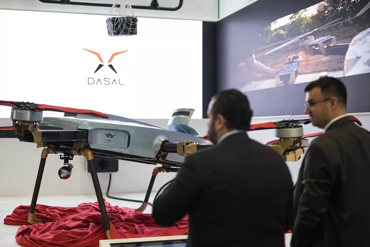 Yeni Kargo İHA PUHU C100 IDEF 2025'te Tanıtıldı