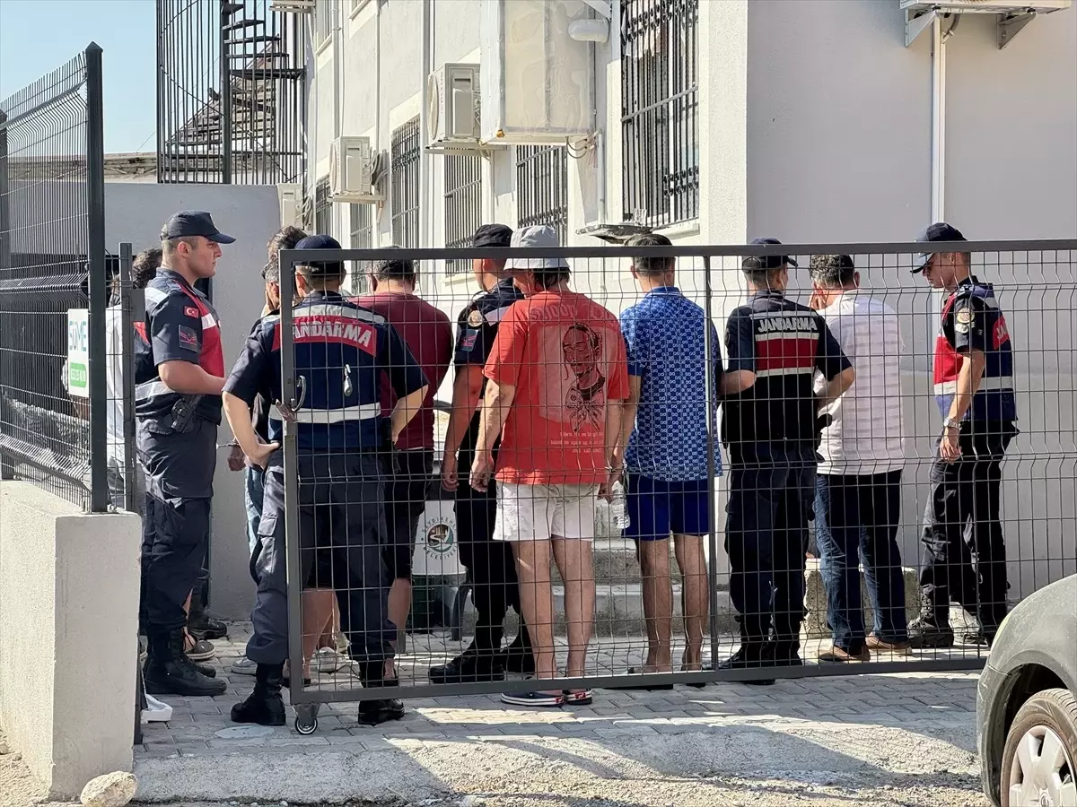 Seydikemer'de Göçmen Kaçakçılığı Operasyonu