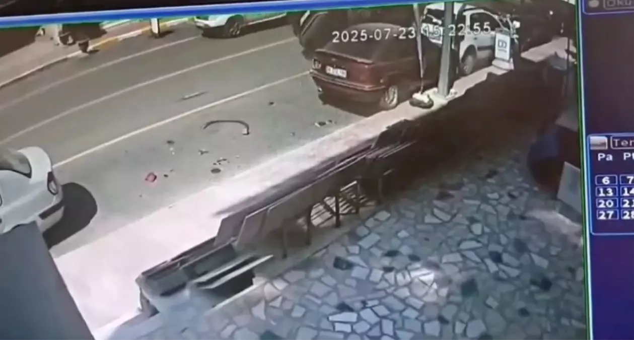 Çınarcık'ta Kaza: Cip Devrildi, Sürücü Yaralandı