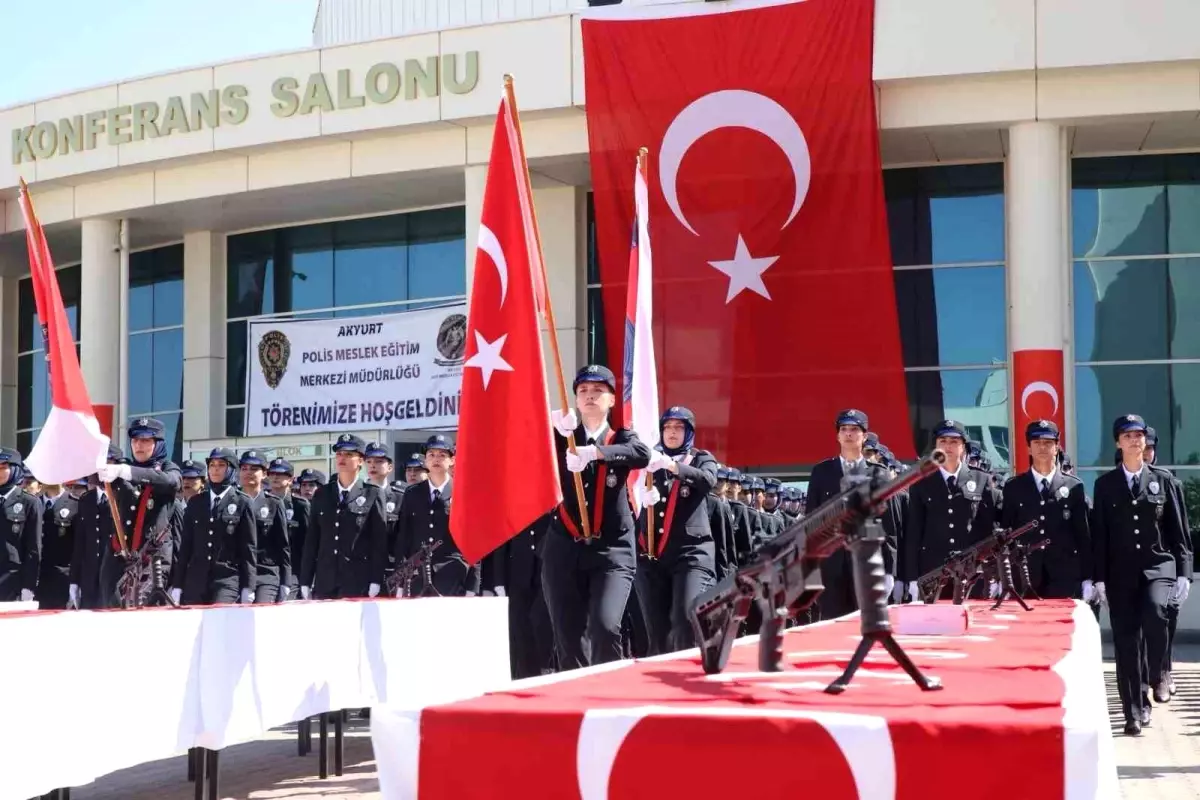 Akyurt'ta Kadın Polis Adaylarının Mezuniyet Töreni Gerçekleştirildi