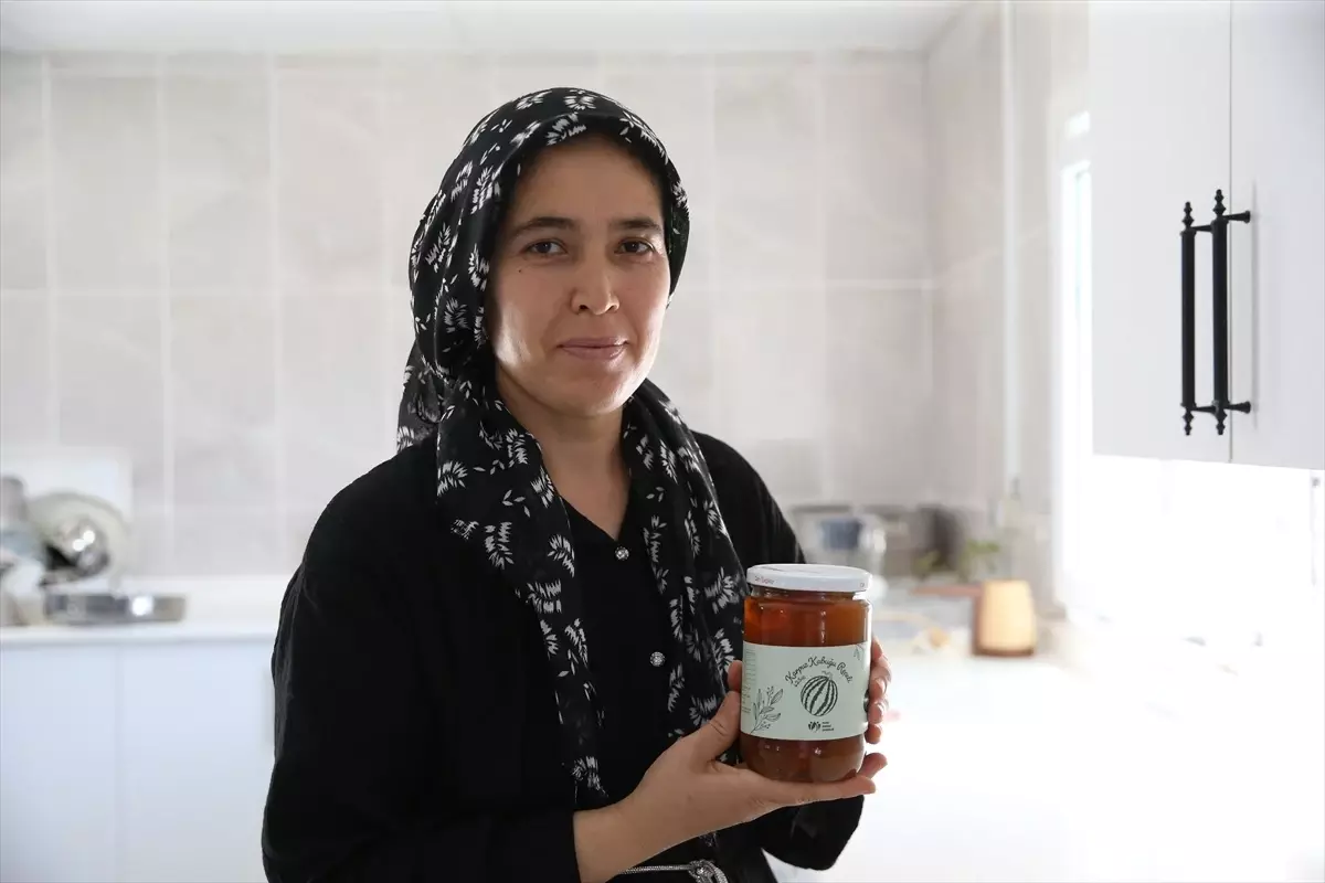 Kadınlar Depremden Sonra Kooperatifle Yeniden Hayata Dönüyor