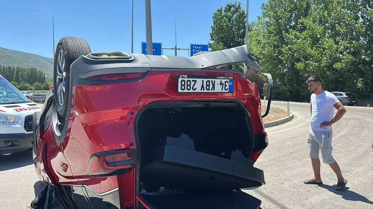 Tokat'ta Trafik Kazası: 4 Yaralı