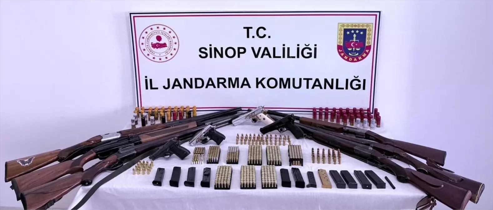 Sinop'ta Silah Kaçakçılığı Operasyonu