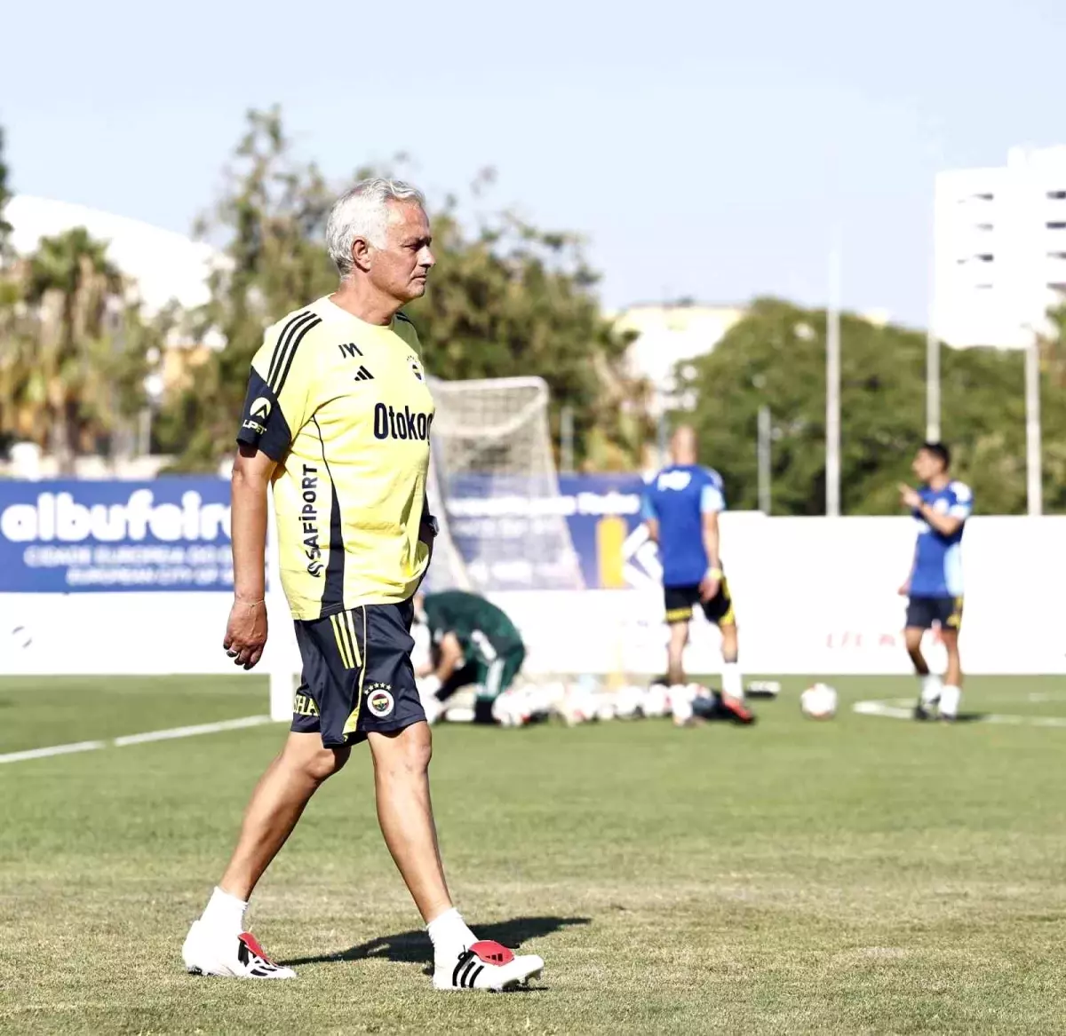 Fenerbahçe, Portekiz'de Antrenmana Devam Ediyor