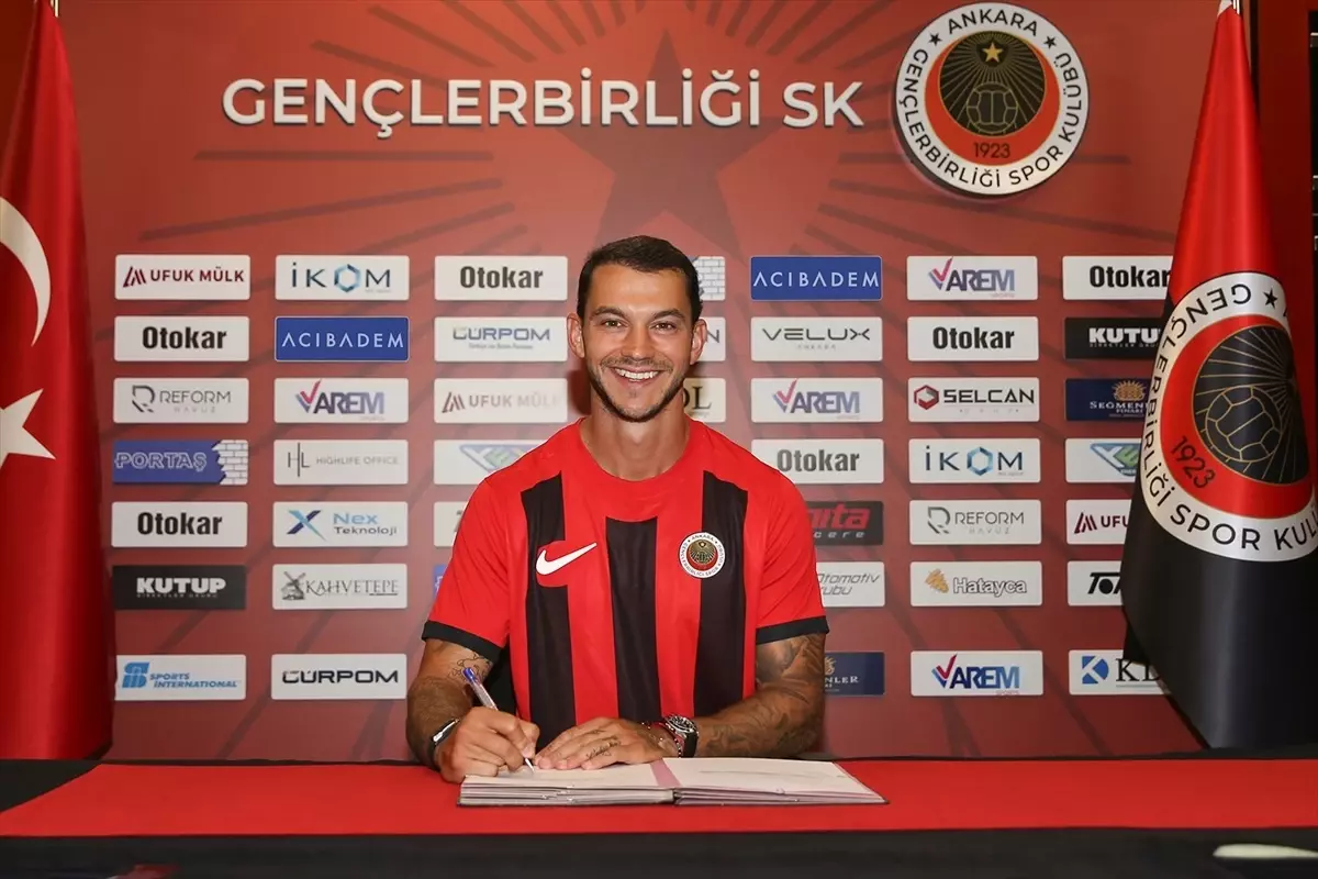 Gençlerbirliği, Pedro Pereira'yı Transfer Etti