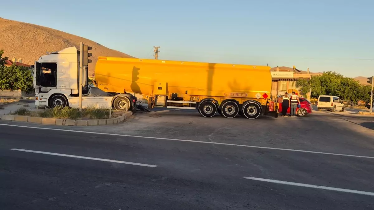 Niğde'de Motosiklet Kazası: 84 Yaşındaki Sürücü Hayatını Kaybetti