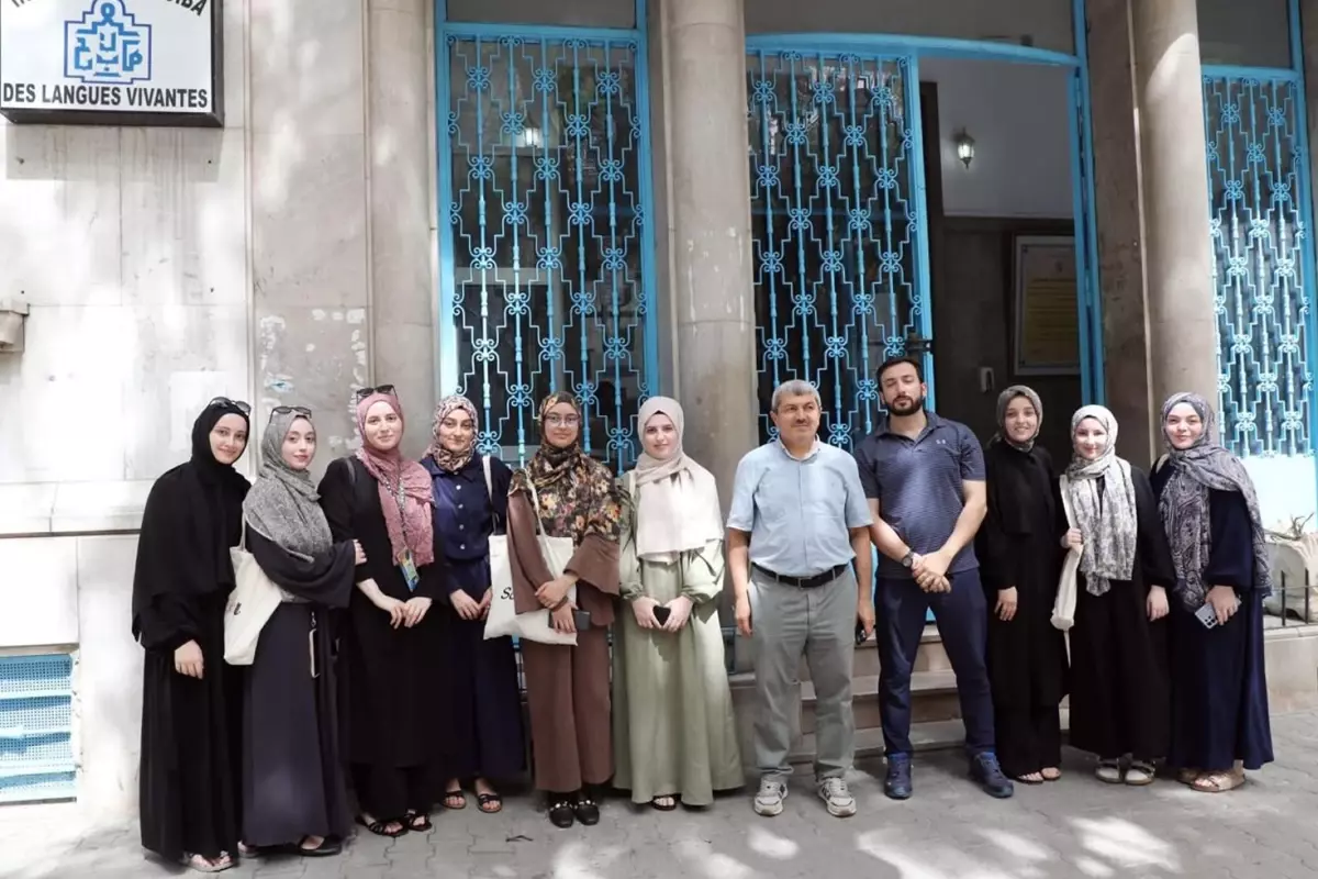 Türk üniversite öğrencileri Tunus'ta Arapça öğreniyor