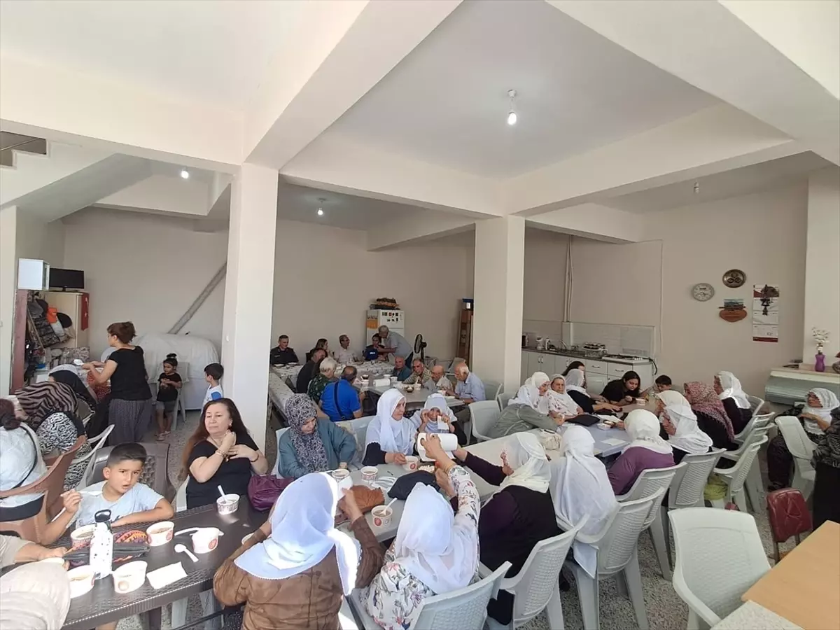 Hastek Köyü'nde Aşure Etkinliği