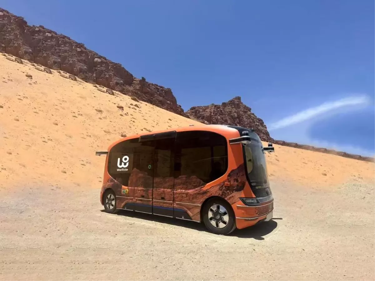 Suudi Arabistan'da İlk Robotaxi Hizmeti Başladı