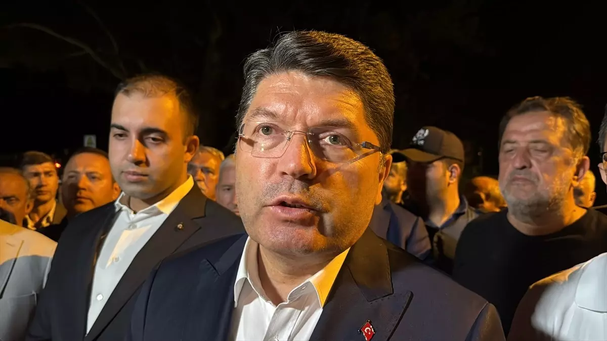 Adalet Bakanı Tunç, orman yangınlarına ilişkin konuştu Açıklaması