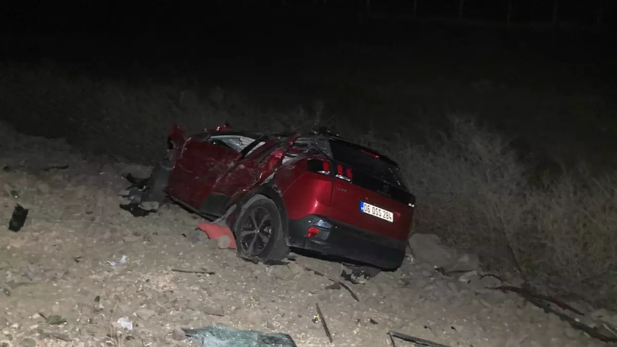 Kahramankazan'da Trafik Kazası: 3 Ölü, 2 Yaralı