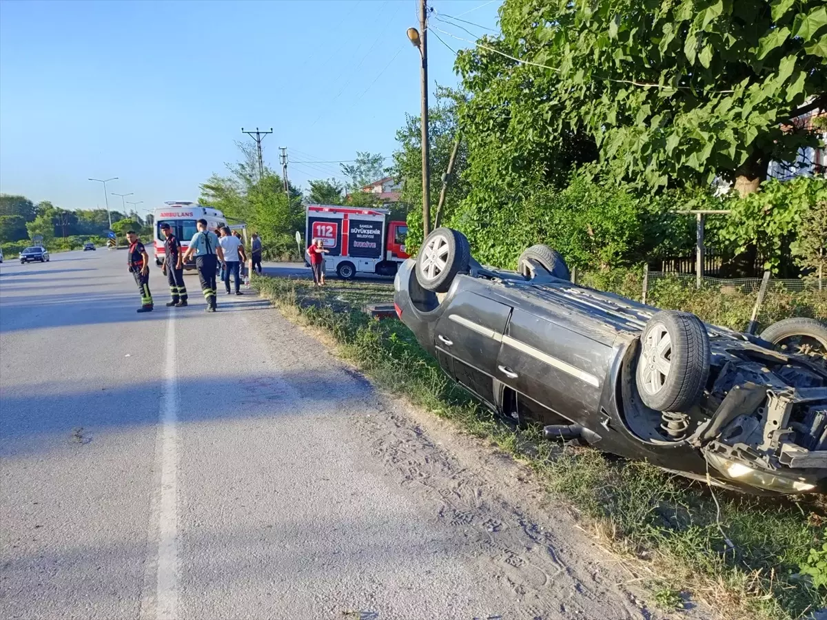 Samsun'da Otomobil Devrildi: 1 Yaralı