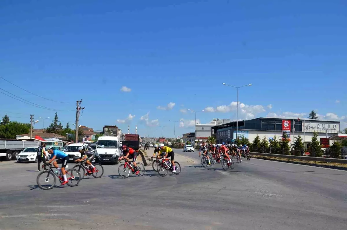 Bafra'da Bisiklet Türkiye Kupası 5. Etap Yarışı Yapıldı