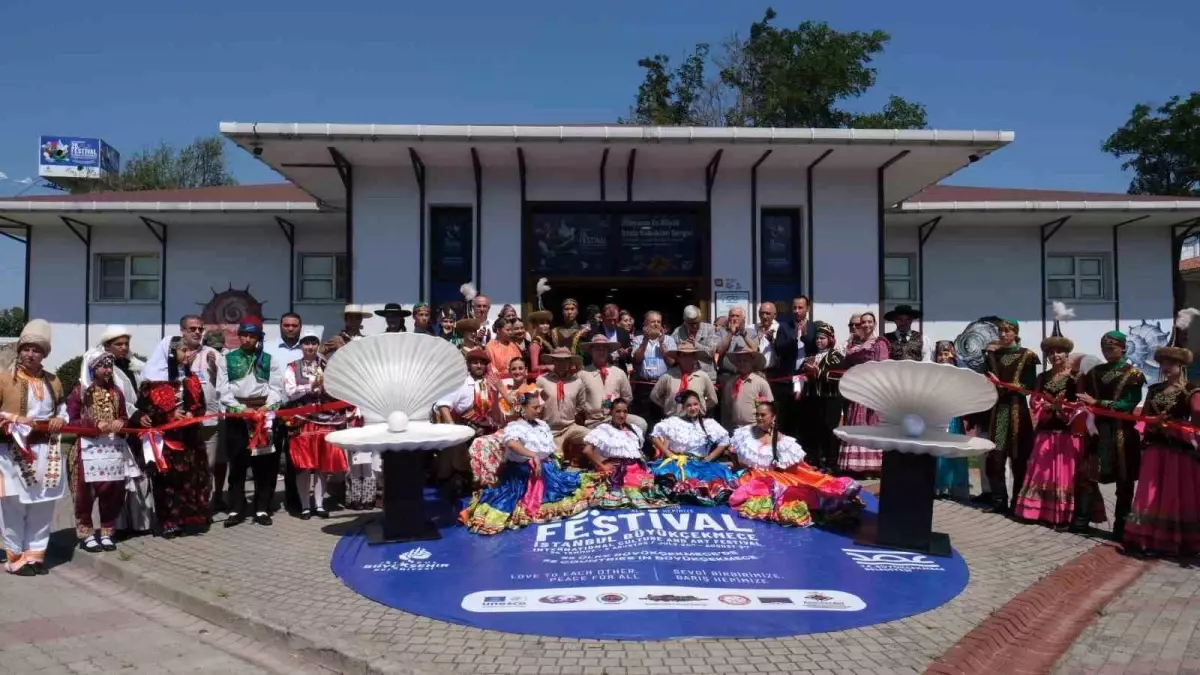 26. Uluslararası İstanbul Büyükçekmece Kültür ve Sanat Festivali Açıldı