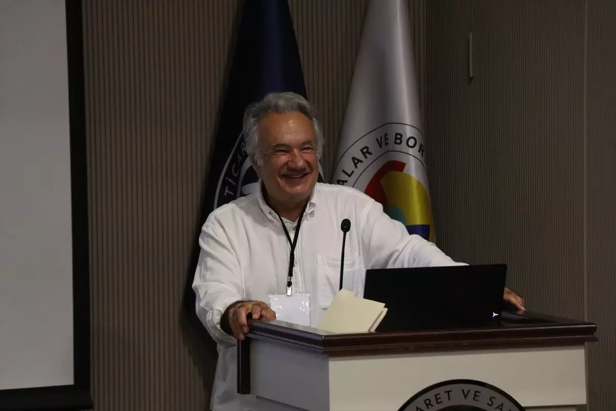 Yalova'da Halil İnancık Anısına Çalıştay Düzenlendi
