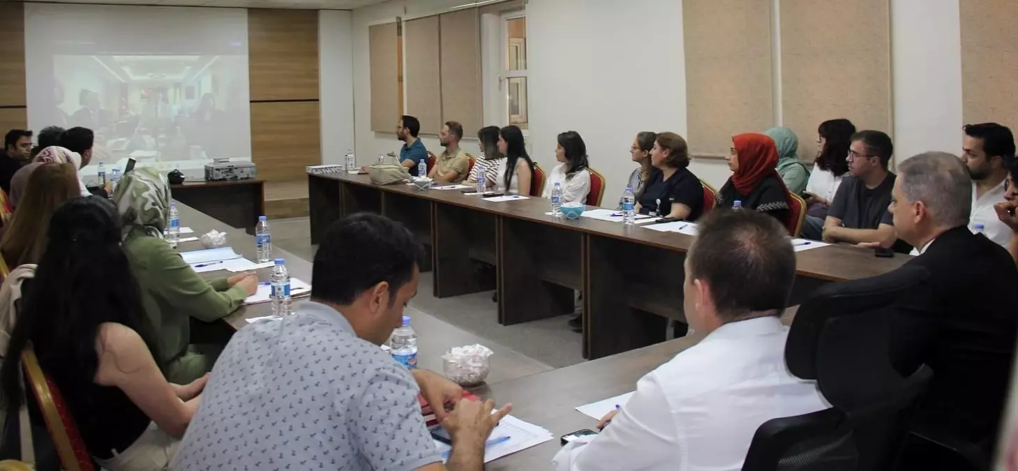 Kamu Hastaneleri Toplantısı Erzincan'da Gerçekleştirildi