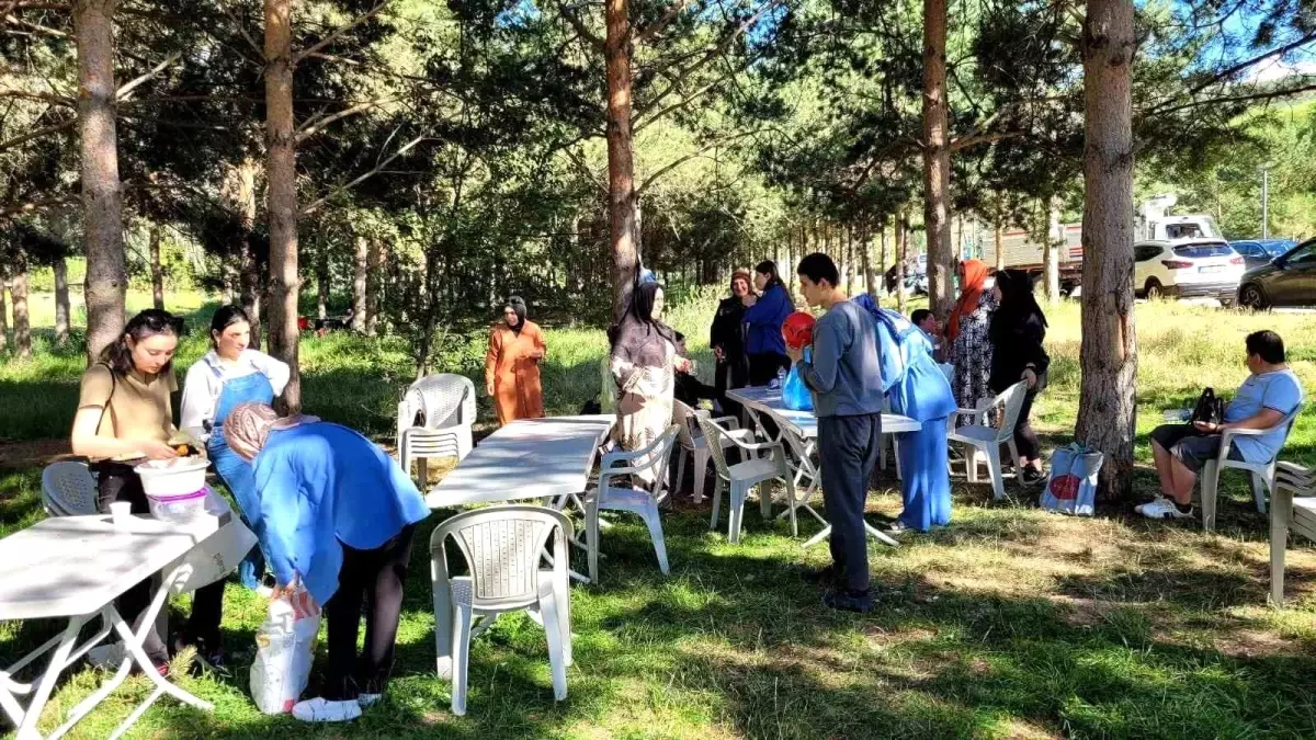 Bayburt'ta Otizmli Çocuklara Piknik