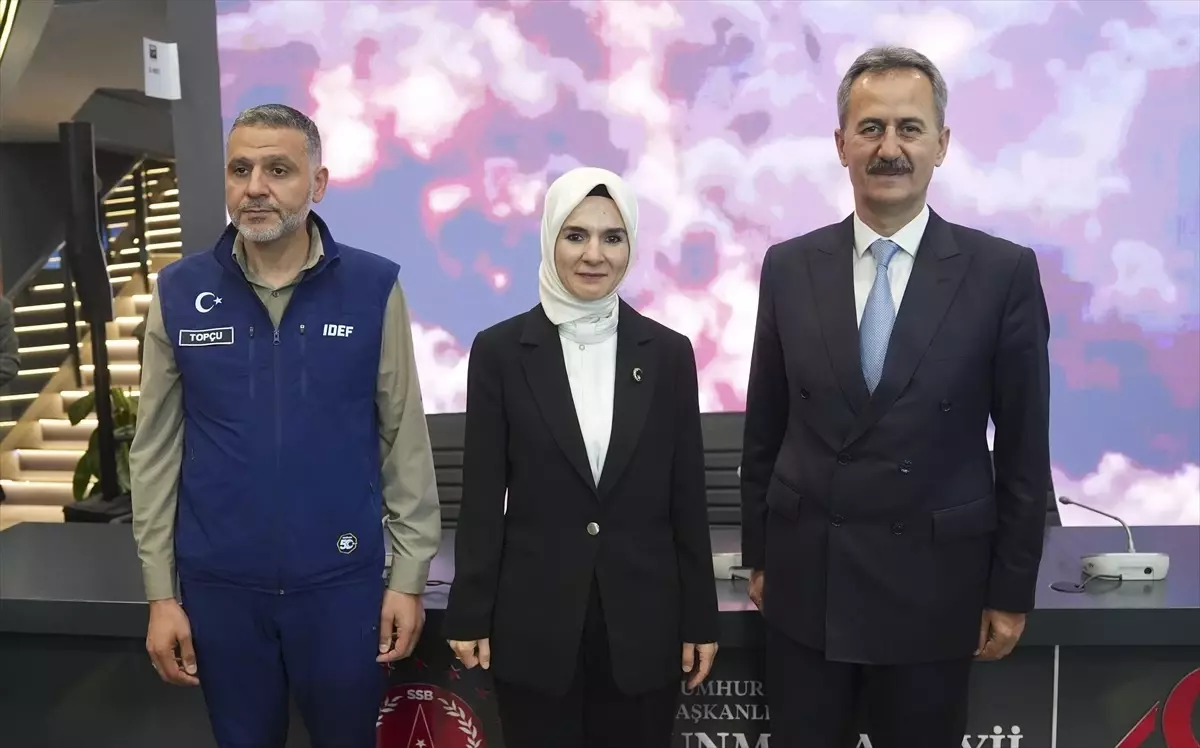 Aile ve Sosyal Hizmetler Bakanı Göktaş, IDEF 2025'i ziyaret etti Açıklaması