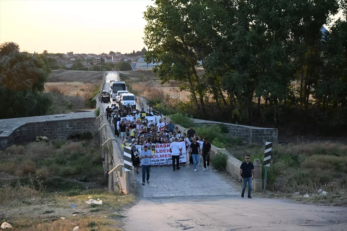 Edirne'de Gülden Coni İçin Adalet Yürüyüşü