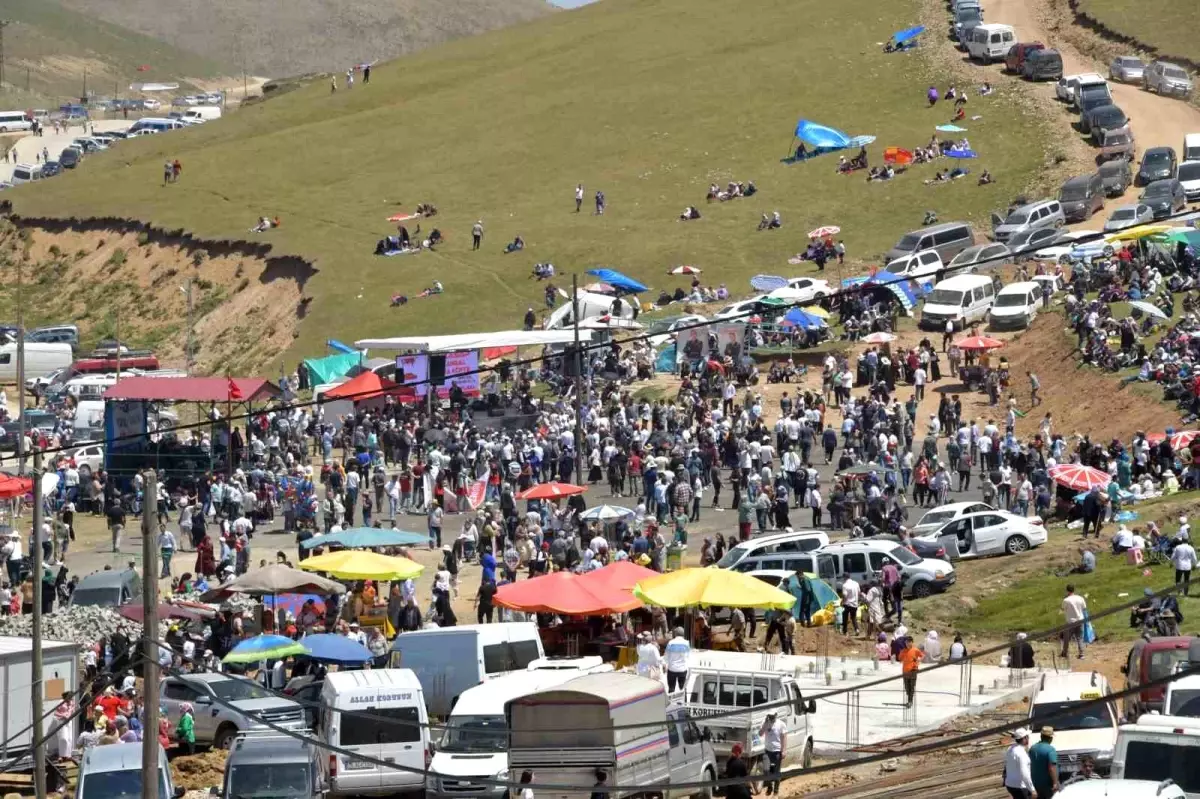 Kazıkbeli Yaylası'nda Geleneksel Şenlik