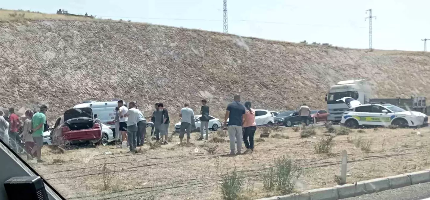 Kayseri'de Trafik Kazası: 7 Yaralı