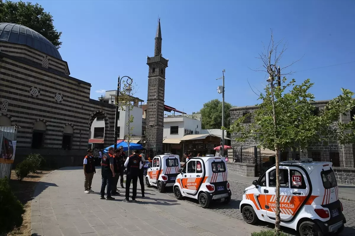 Diyarbakır'da Turizm Polisleri Güvenliği Sağlıyor