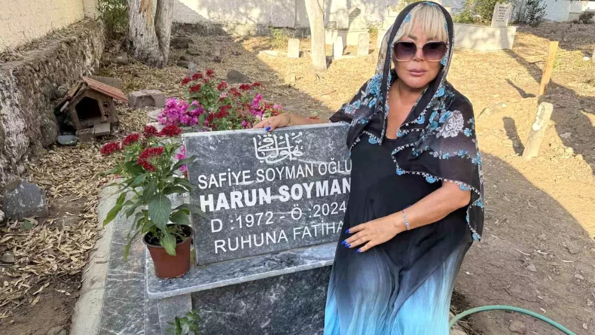 Safiye Soyman, Oğlu Harun için Anma Töreni Düzenledi