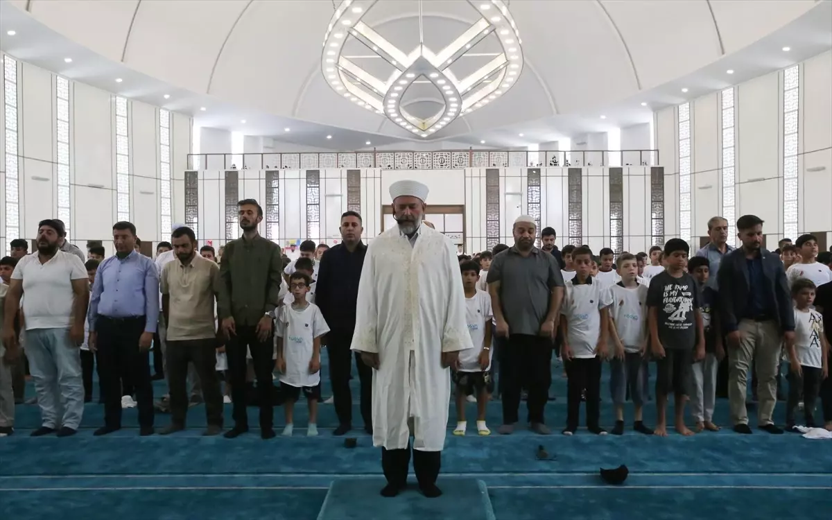 Ortaokul Öğrencileri Cami Buluşmasında Bir Araya Geldi