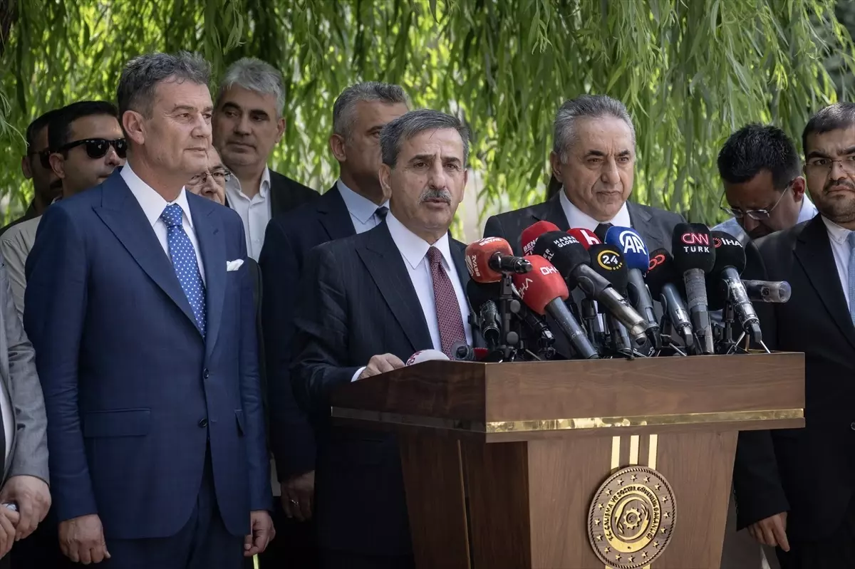 Kamu Görevlileri İçin Toplu Sözleşme Görüşmeleri Başladı