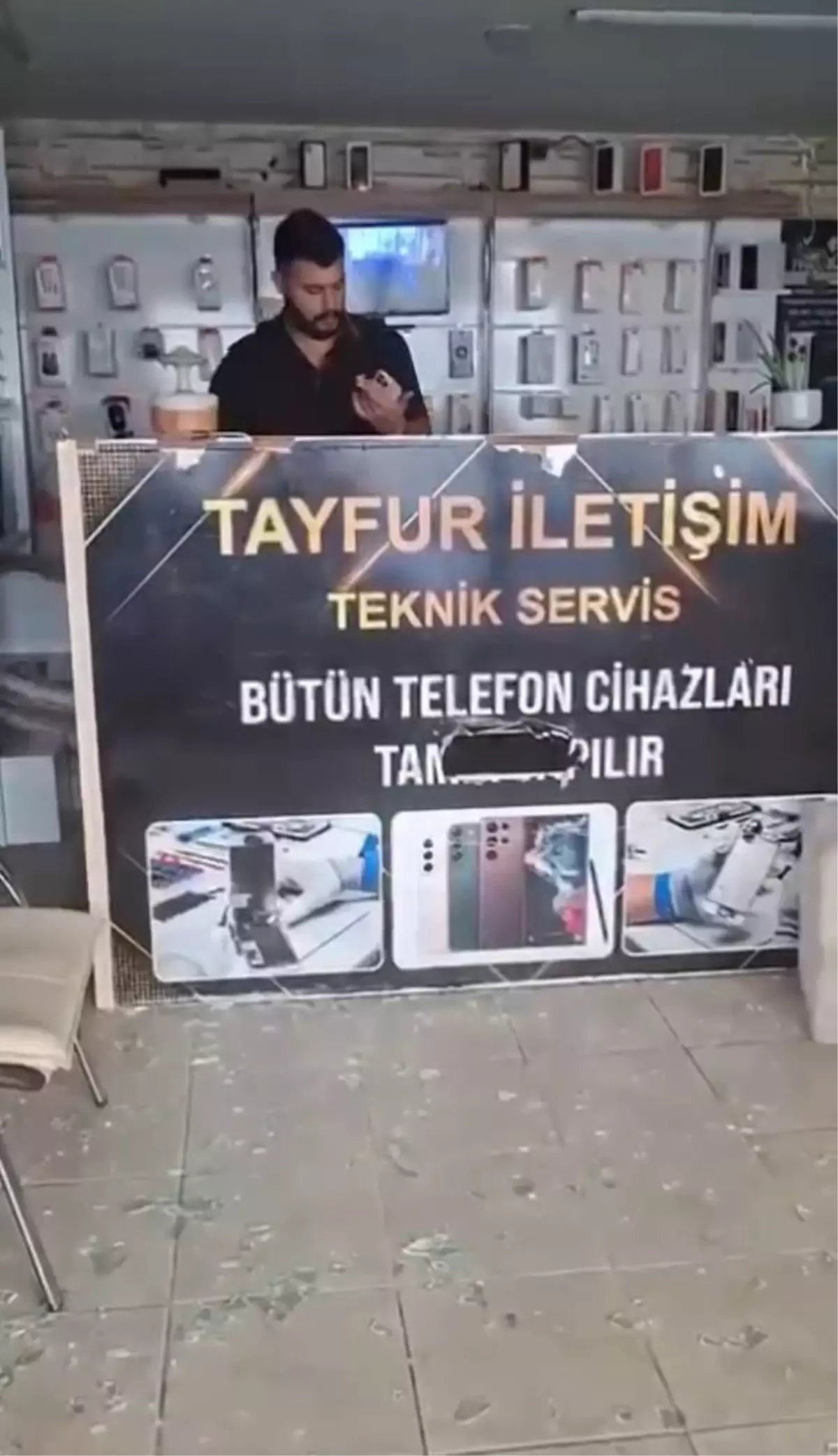 Kayıp Telefonu İçin Telefoncuyu Soydu
