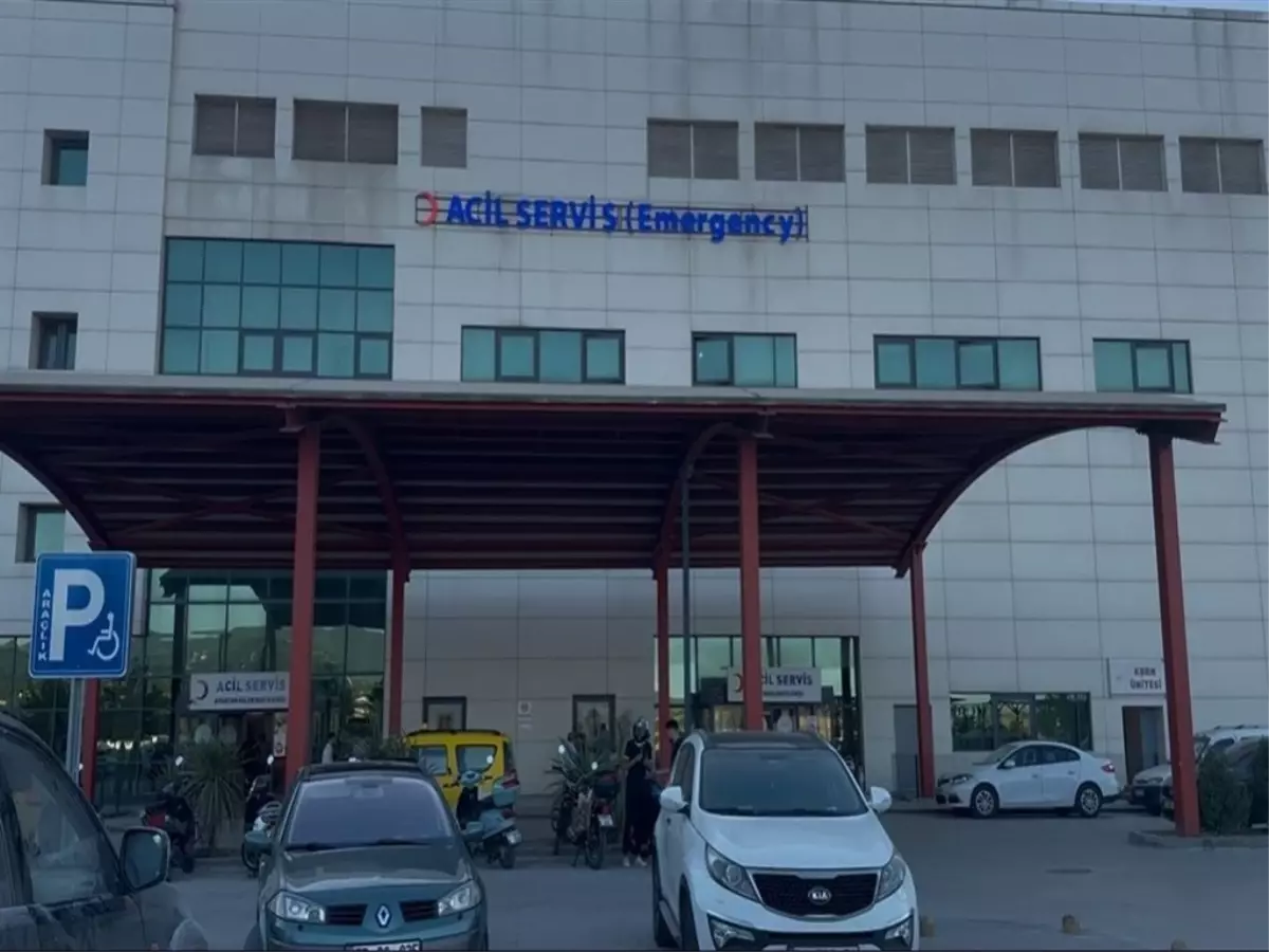 Yalova'da 45 İşçi Gıda Zehirlenmesi Şüphesiyle Hastaneye Kaldırıldı