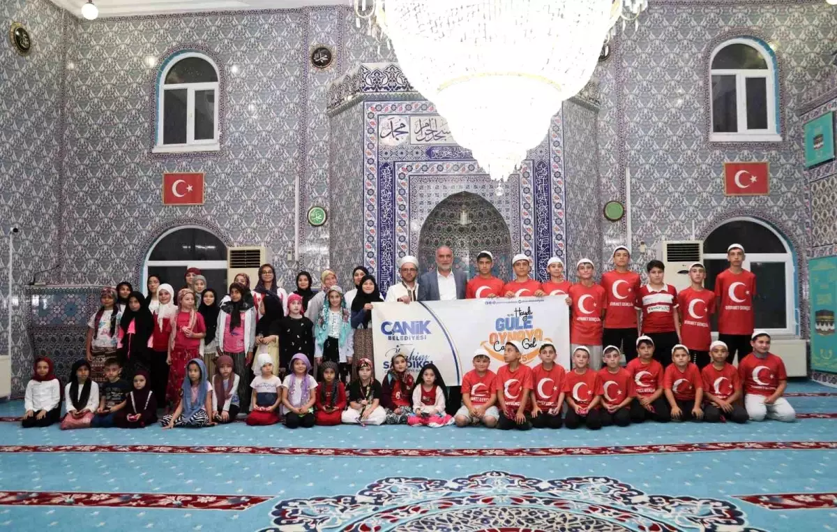 Canik'te Camiler Çocuklarla Dolu: 'Haydi Güle Oynaya Camiye Gel' Projesi İle Aileler Bir Araya Geliyor