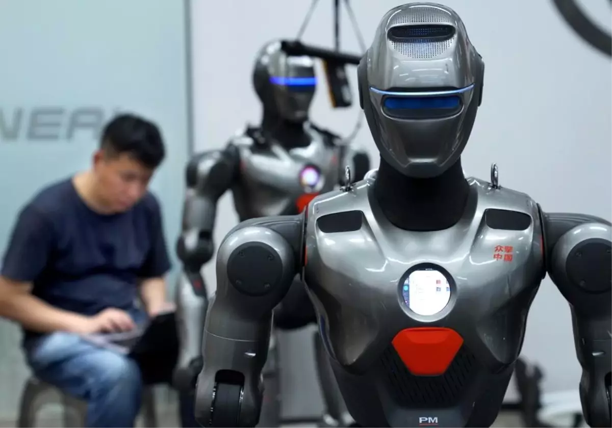 Dünyanın İlk 6S Robot Mağazası Shenzhen'de Açıldı
