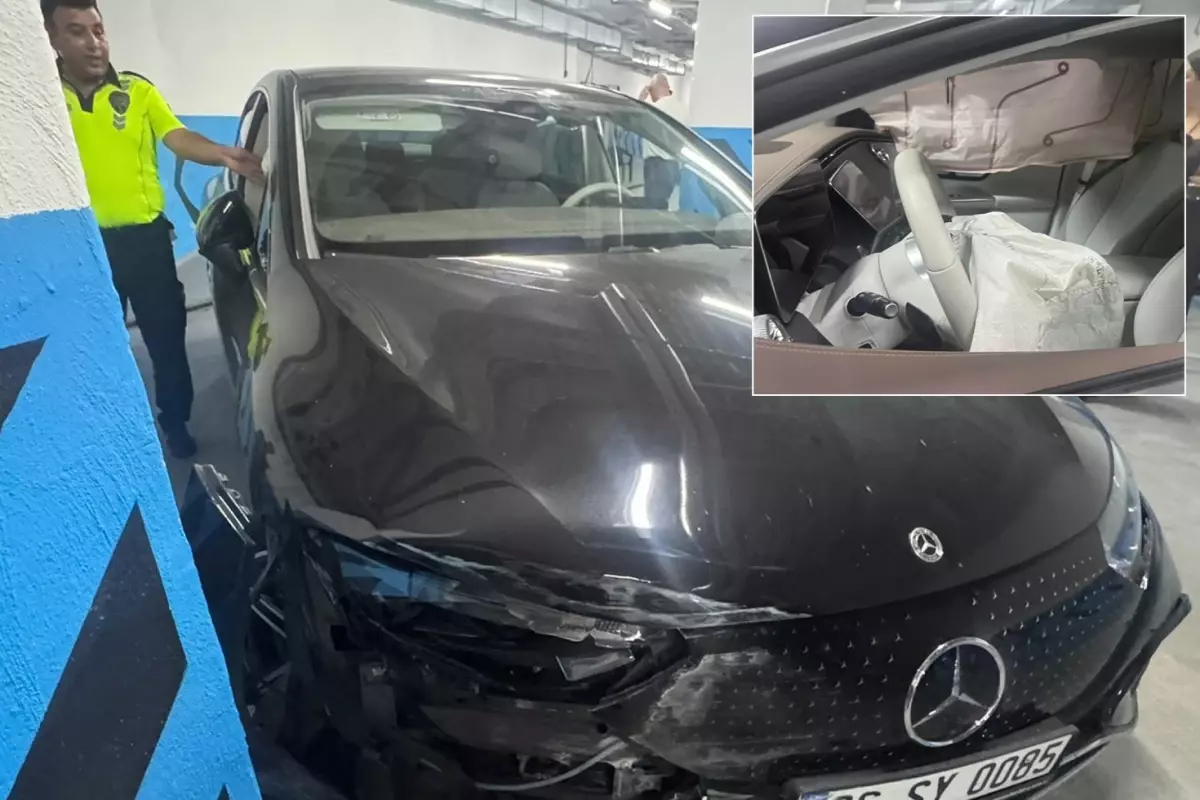 Valenin hayatını karartan kaza; lüks araç kullanılamaz hale geldi