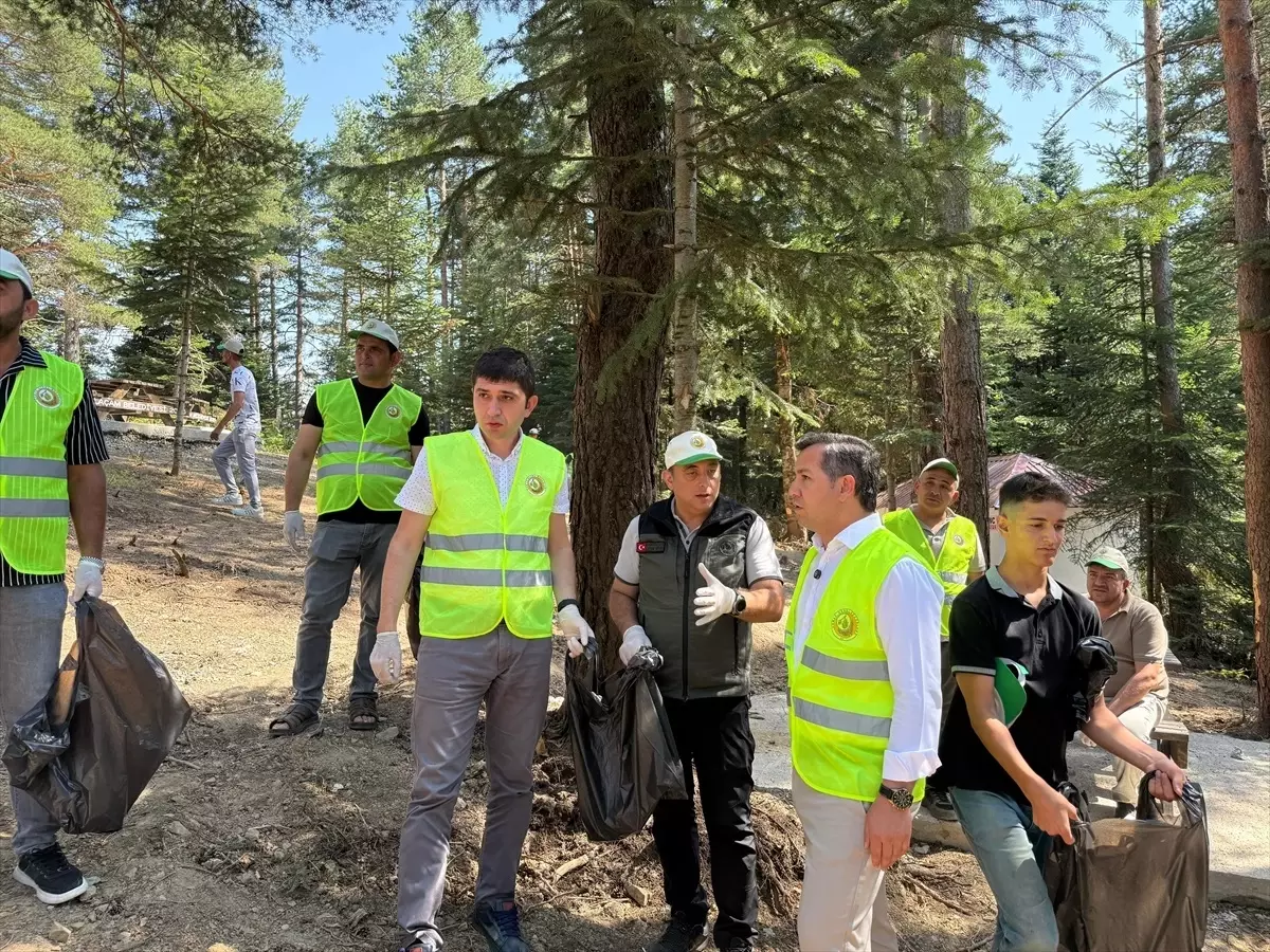 Alaçam'da Doğa Temizliği Yapıldı