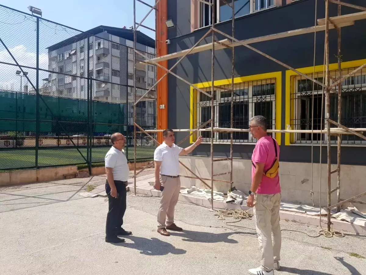 Nazilli'de Okul Bakım ve Temizlik Çalışmaları Devam Ediyor
