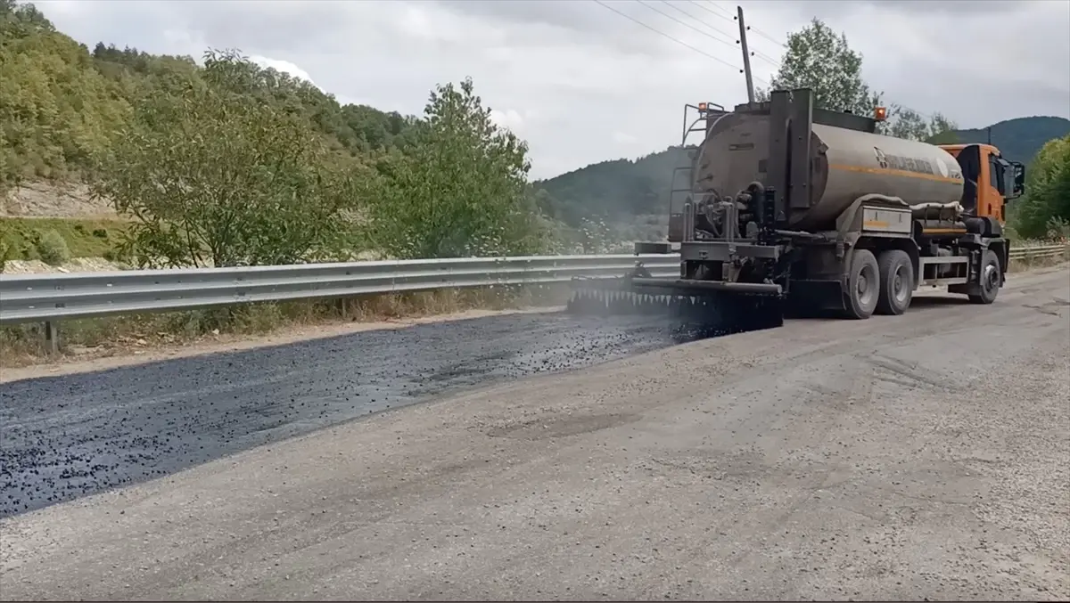Sinop'ta Asfaltlama Çalışmaları Devam Ediyor