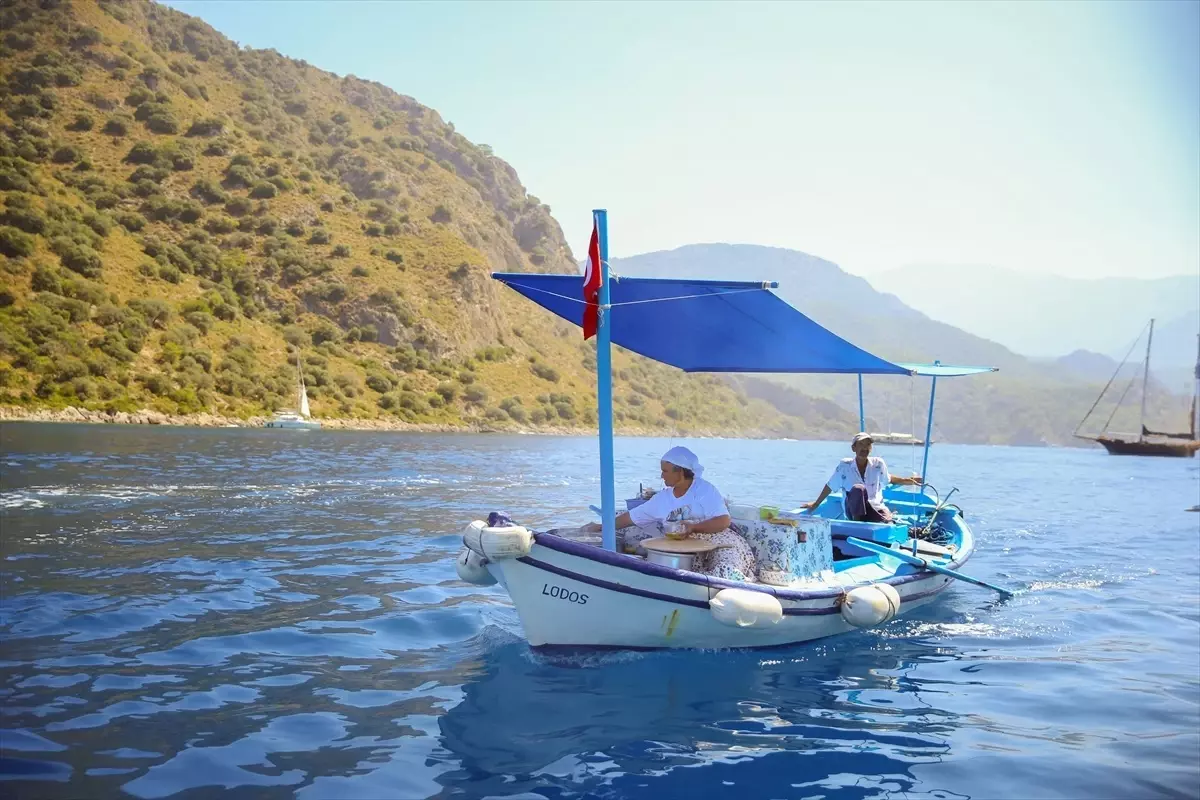 Deniz Üstünde Gözleme Keyfi