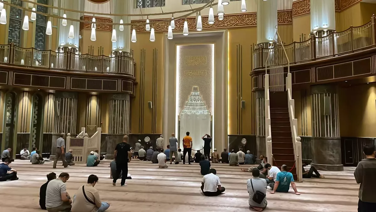 Diyanet'in çağrısıyla camilerde orman yangınları ve kuraklık için dua edildi