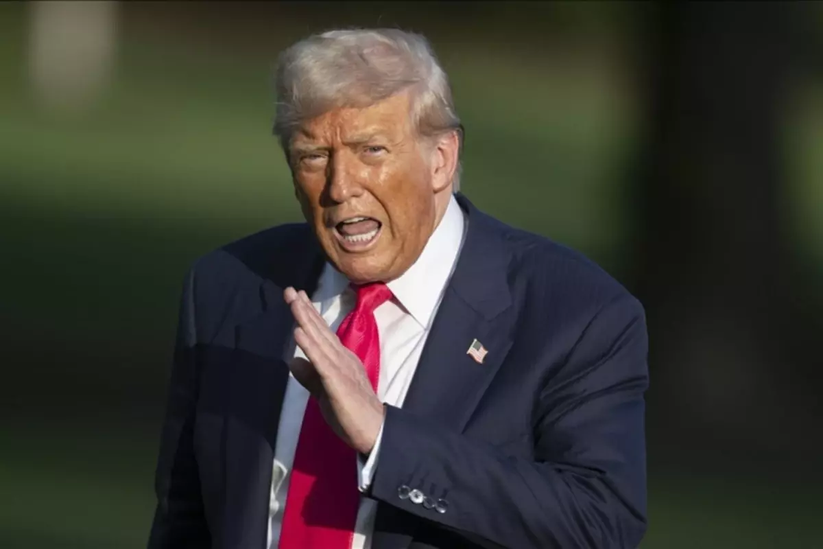 Trump'tan Fed Başkanı Powell'a çok sert sözler: Çok aptal
