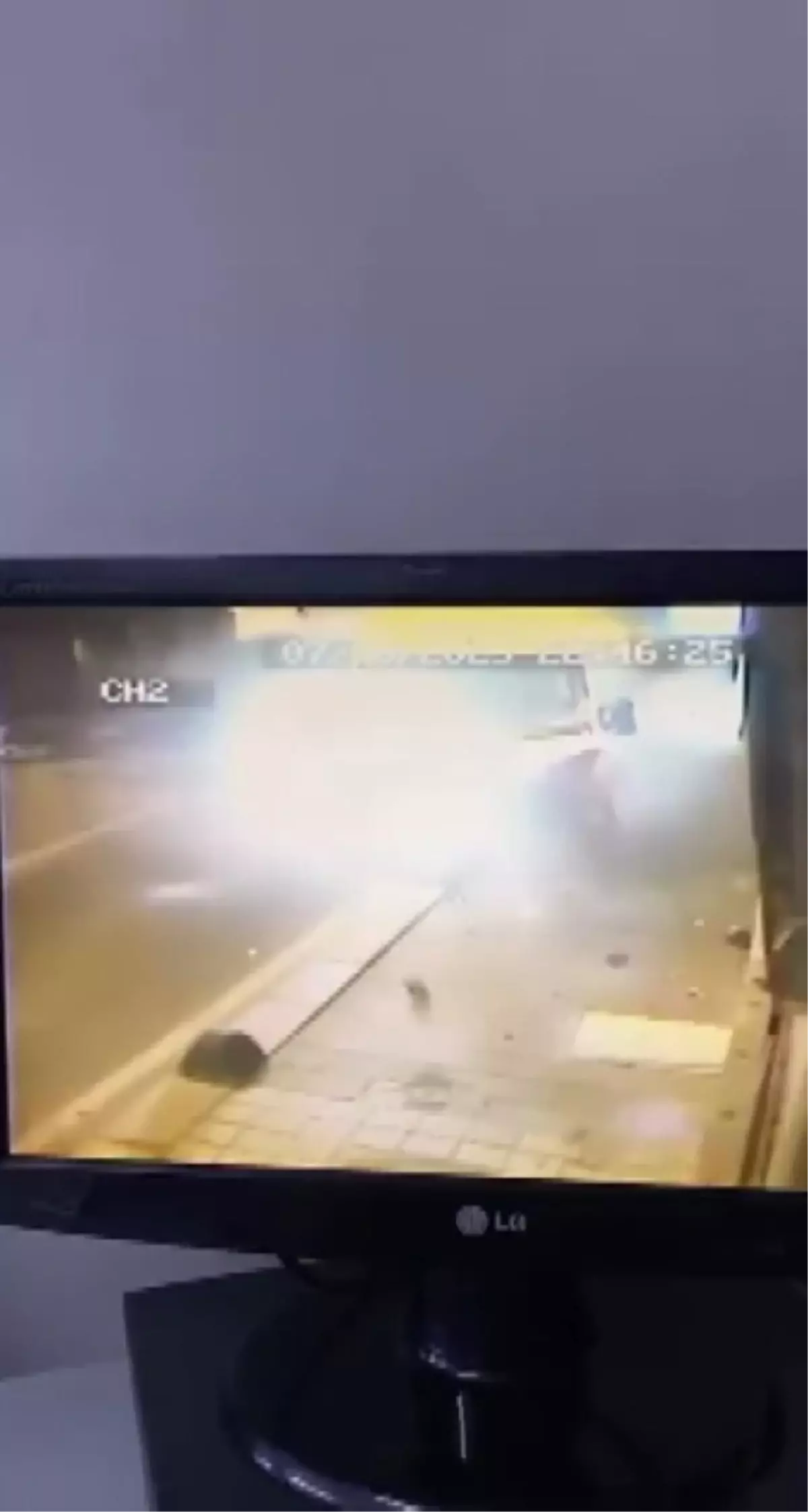 Beykoz'da Minibüs-Motosiklet Kazası: 1 Ölü