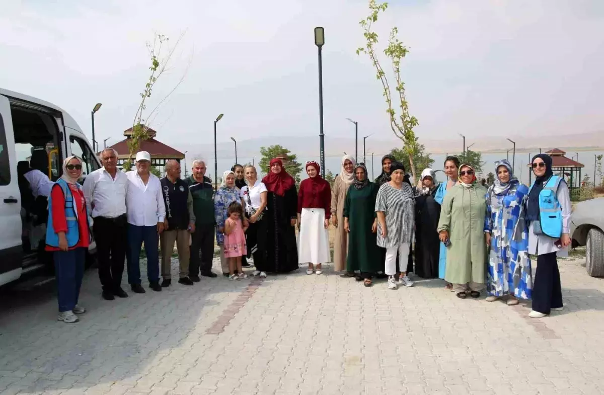 Van Büyükşehir Belediyesi'nden Engellilere ve Yaşlılara Yönelik Kültürel Geziler