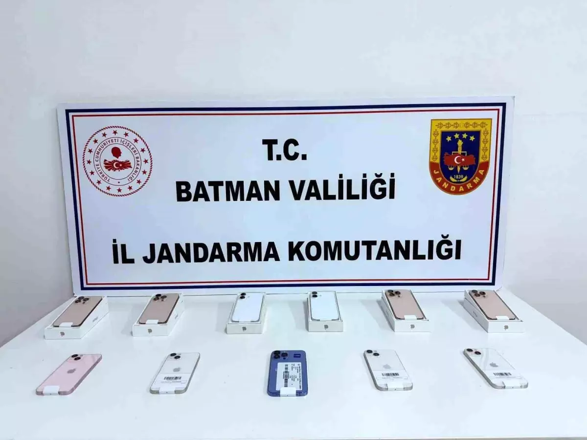 Batman'da 1 Milyonluk Kaçak Telefon Ele Geçirildi