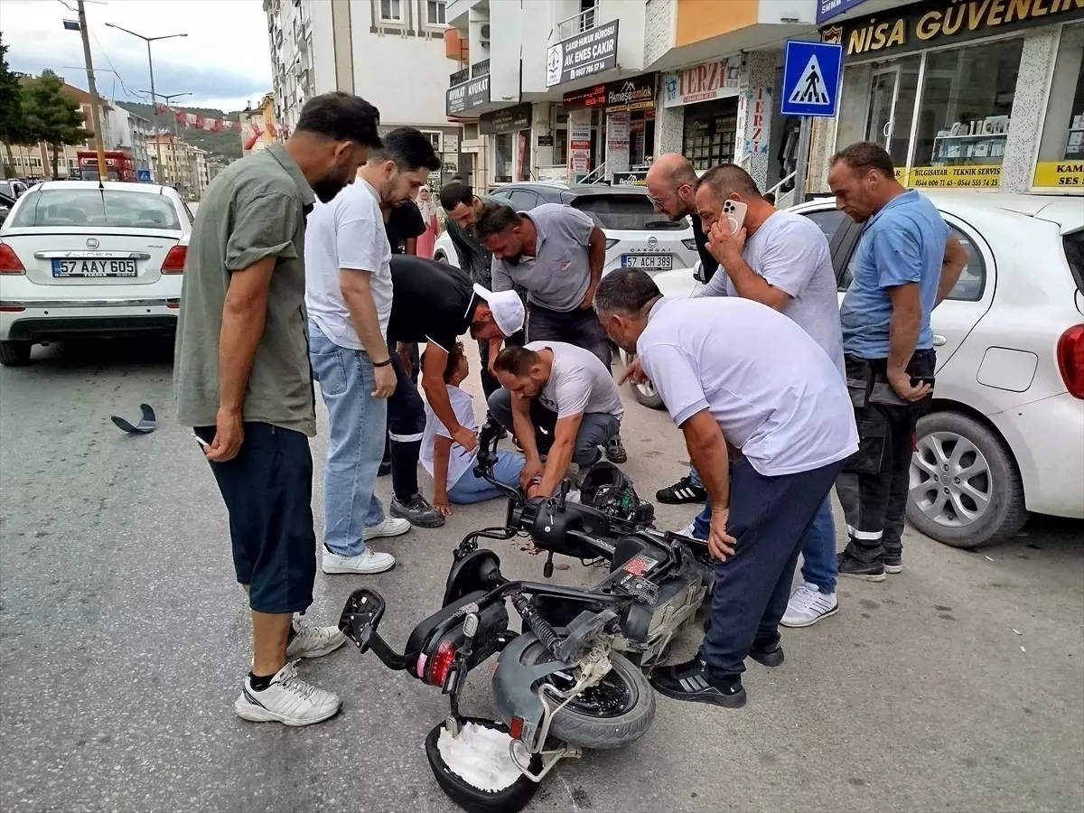 Boyabat'ta Elektrikli Bisiklet Kazası