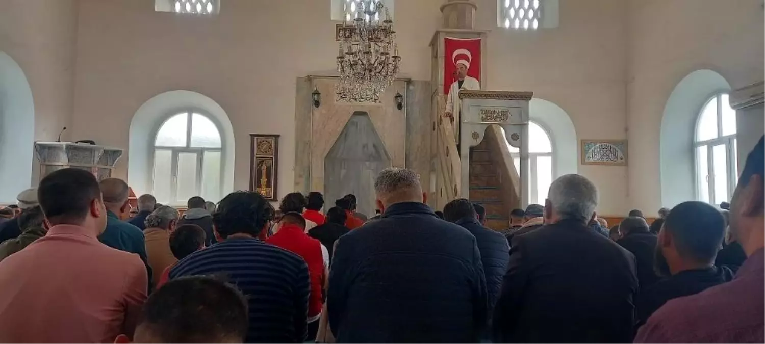 Cami Hutbesinde Haya ve Ahlaki Sorumluluk Vurgusu