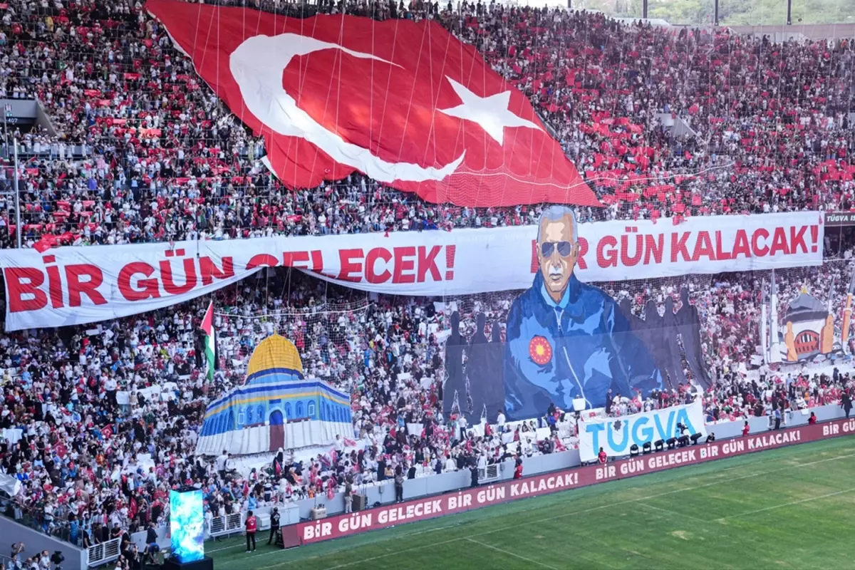 Cumhurbaşkanı Erdoğan'a özel koreografi: Bir yanda Ayasofya, diğer yanda Mescid-i Aksa