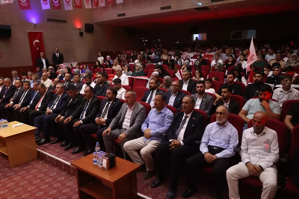 Destici: Gazze'de 60 bin insan hayatını kaybetti